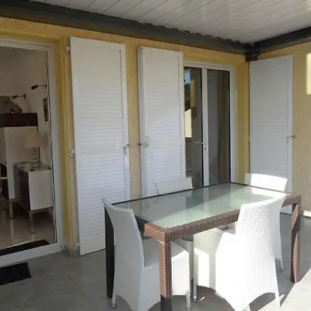 Three-bedroom With Terrasse, Garden And Private Swimming Pool 172 * Agde