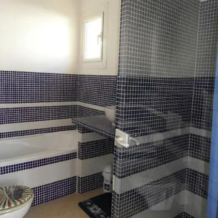 Villa Three-bedroom With Terrasse, Garden And Private Swimming Pool 172